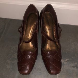 Naturalizer Comfy Chocolate Leather Heals SZ: 9.5